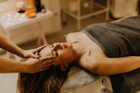 big-Indian Head Massage